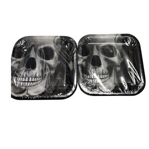 NEW Mainstays Black Skull Halloween Party Plates 6.9" Set of 2 Packs‎ 20 Total